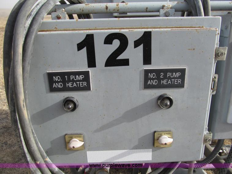 image for item G9636 2002 Sioux D2000 portable concrete plant water heater