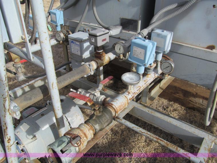 image for item G9636 2002 Sioux D2000 portable concrete plant water heater