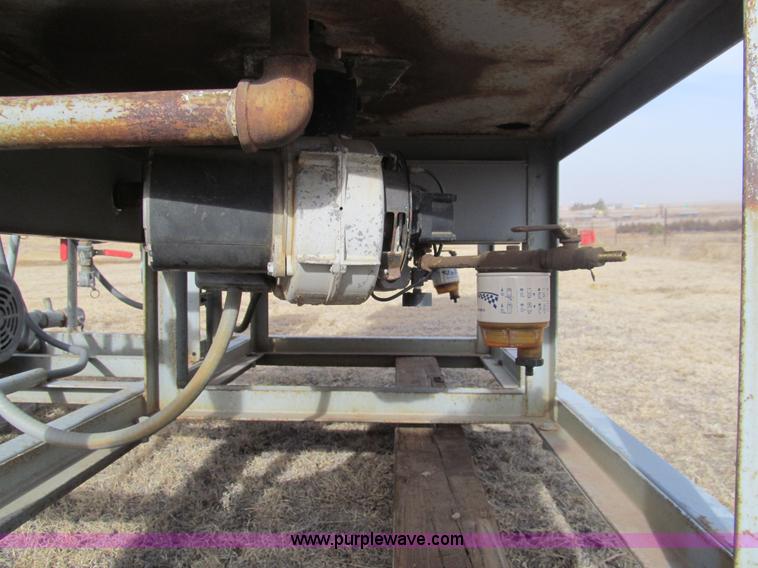 image for item G9636 2002 Sioux D2000 portable concrete plant water heater