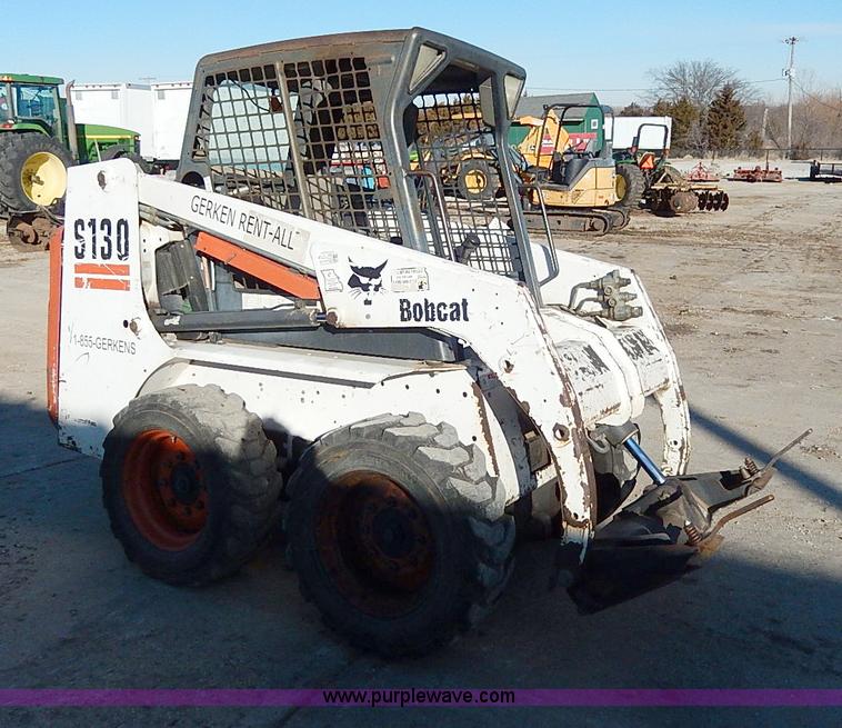 image for item H1251 2005 Bobcat S130 skid steer
