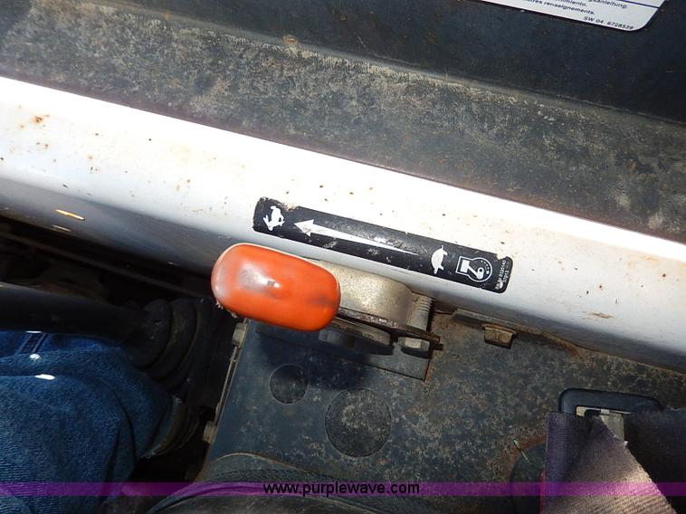 image for item H1251 2005 Bobcat S130 skid steer