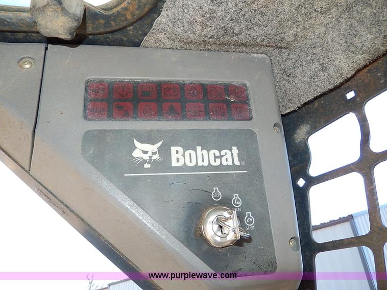 image for item H1251 2005 Bobcat S130 skid steer