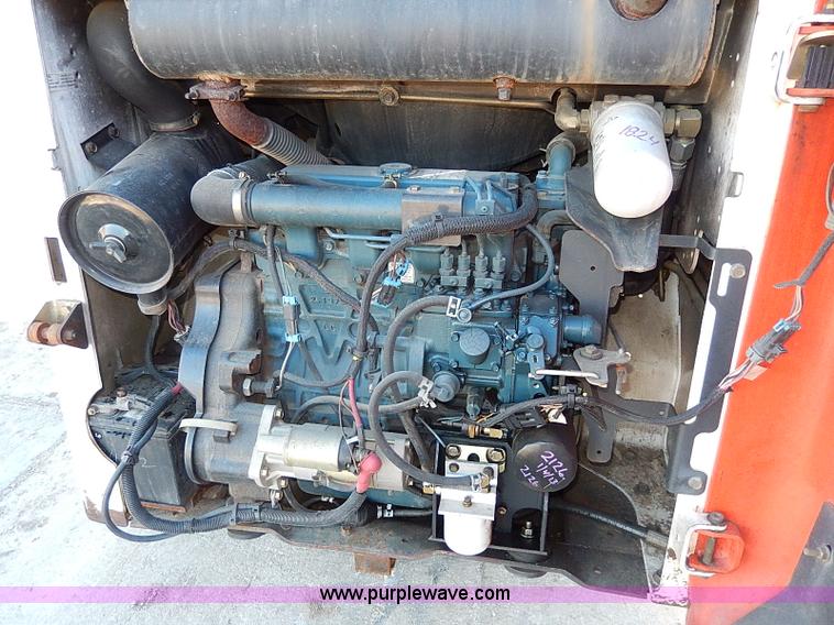 image for item H1251 2005 Bobcat S130 skid steer