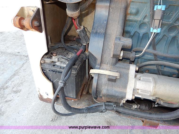 image for item H1251 2005 Bobcat S130 skid steer