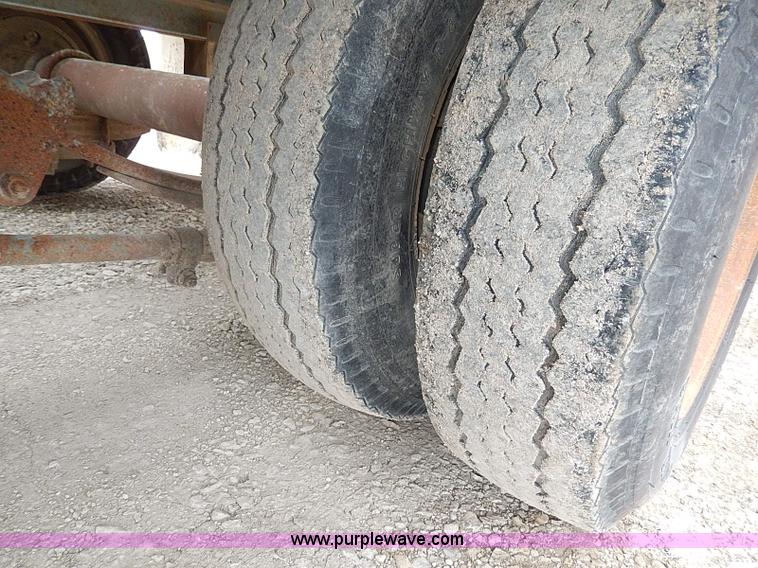 image for item H1256 1996 Interstate 20DT trailer