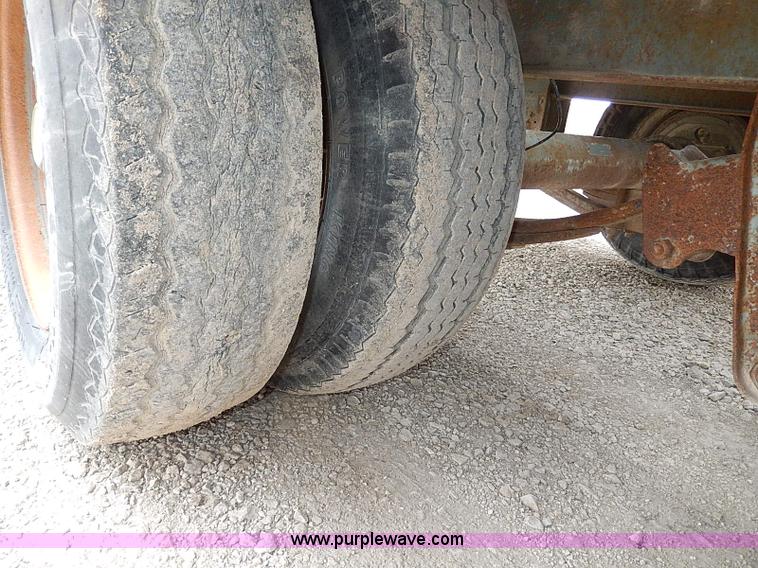 image for item H1256 1996 Interstate 20DT trailer