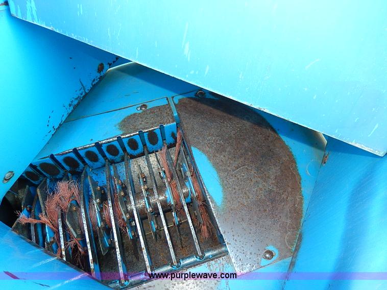 image for item H1261 Harper SB1300 Goosen Straw-Blower