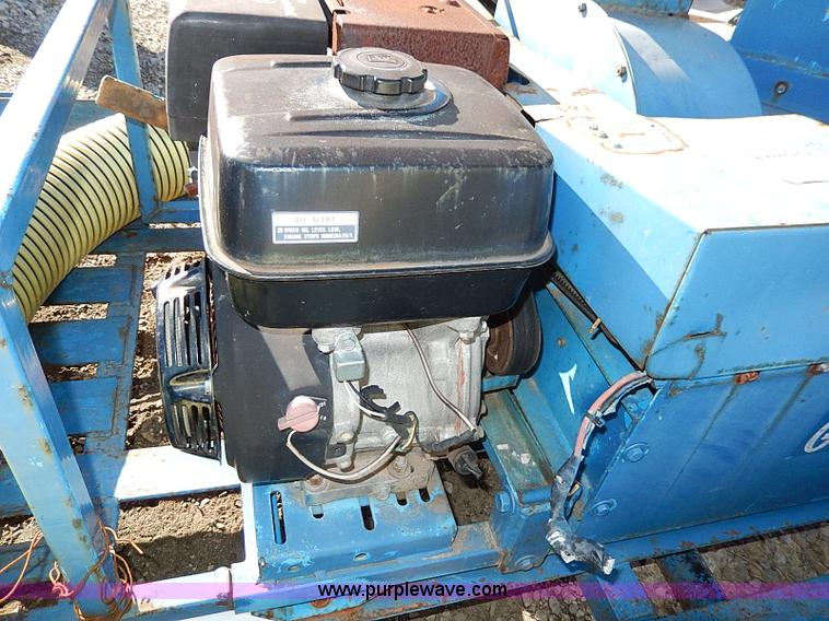 image for item H1261 Harper SB1300 Goosen Straw-Blower