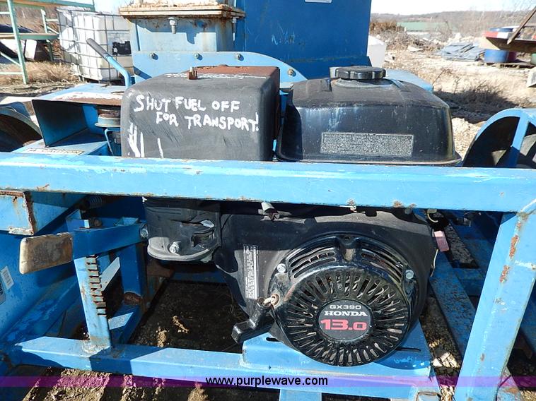 image for item H1261 Harper SB1300 Goosen Straw-Blower