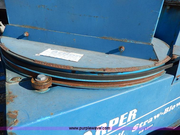 image for item H1261 Harper SB1300 Goosen Straw-Blower