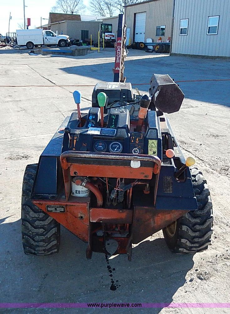 image for item H1264 1996 Ditch Witch 1820H trencher
