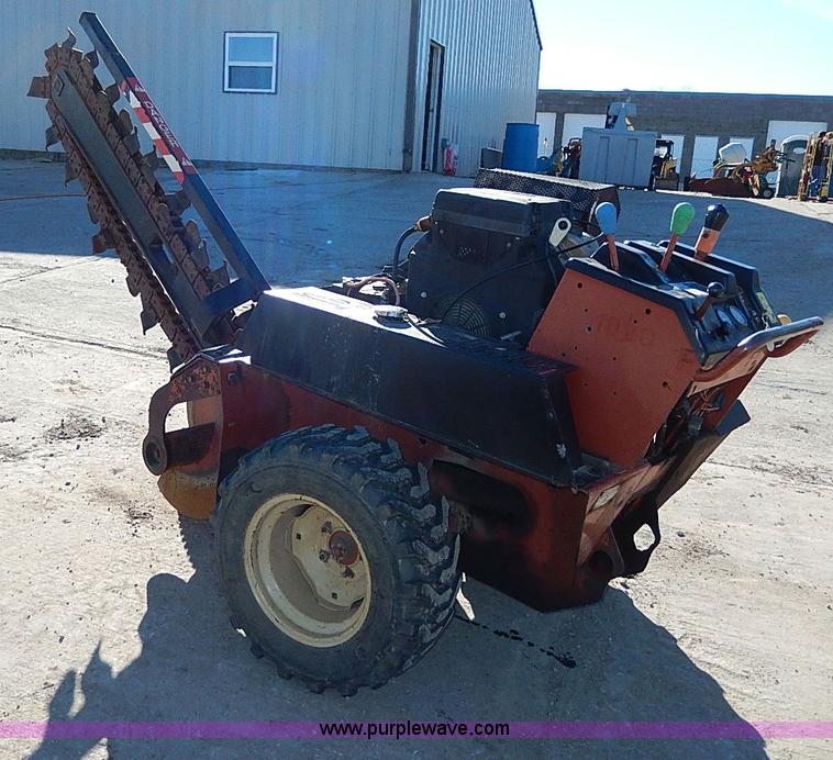 image for item H1264 1996 Ditch Witch 1820H trencher