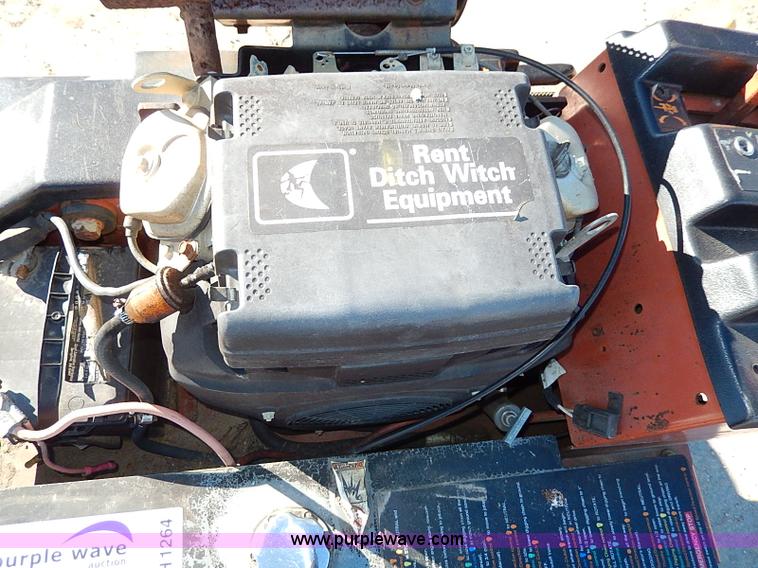 image for item H1264 1996 Ditch Witch 1820H trencher
