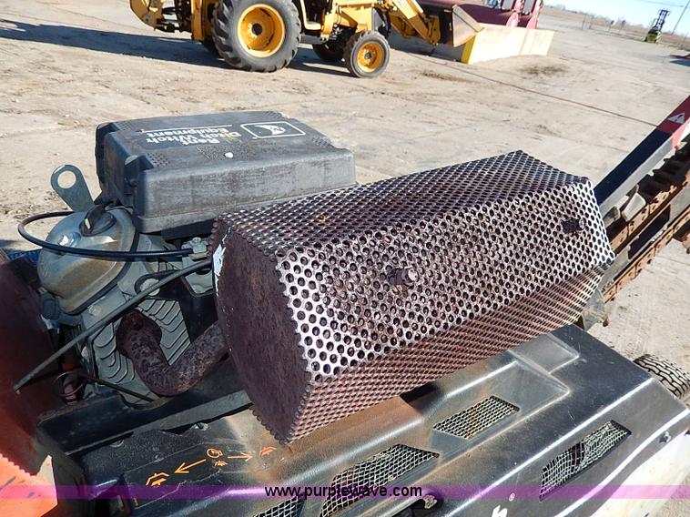 image for item H1264 1996 Ditch Witch 1820H trencher