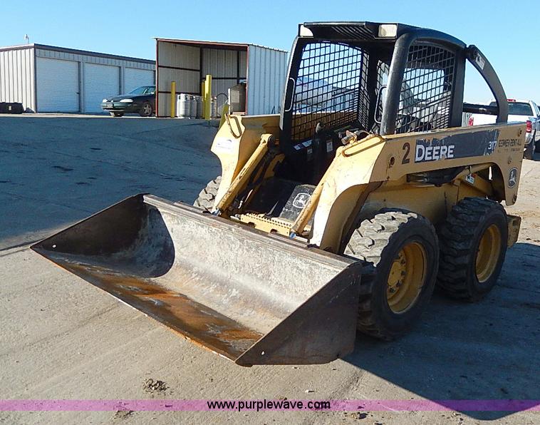 image for item H1267 2006 John Deere 317 skid steer