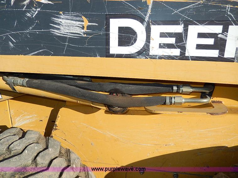 image for item H1267 2006 John Deere 317 skid steer