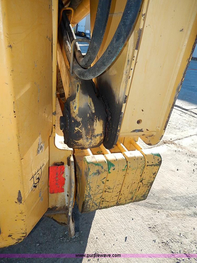 image for item H1267 2006 John Deere 317 skid steer