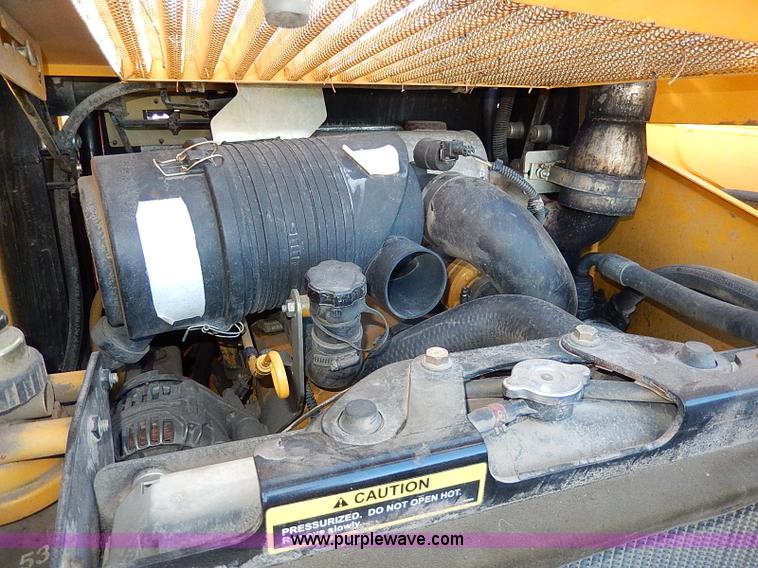 image for item H1267 2006 John Deere 317 skid steer