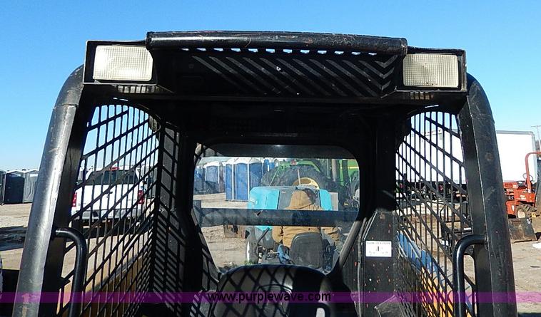 image for item H1267 2006 John Deere 317 skid steer