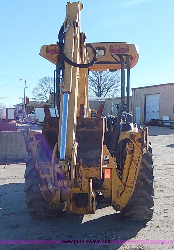 image for item H1271 2006 John Deere 110 backhoe