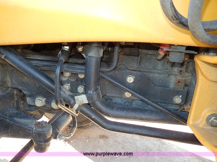 image for item H1271 2006 John Deere 110 backhoe