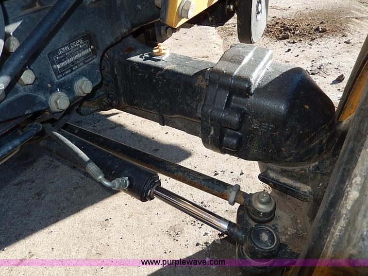 image for item H1271 2006 John Deere 110 backhoe