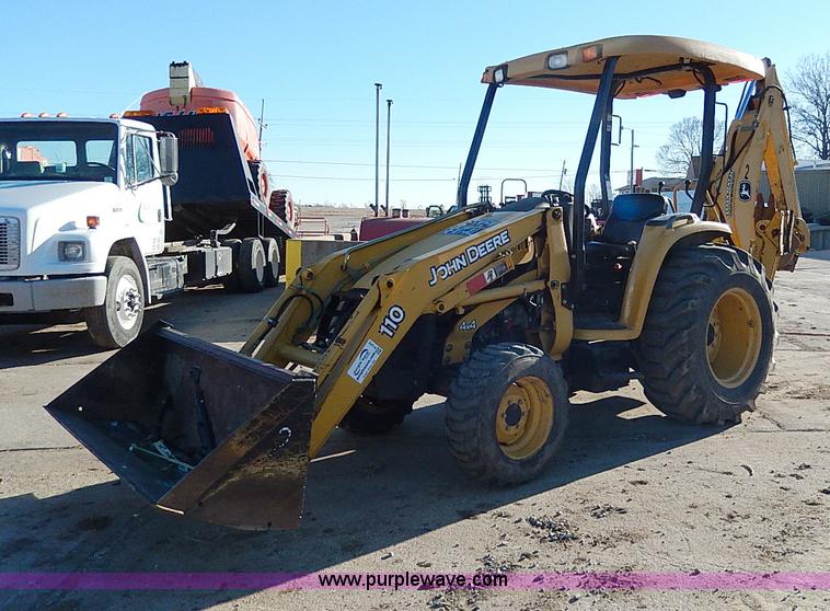 image for item H1272 2006 John Deere 110 backhoe