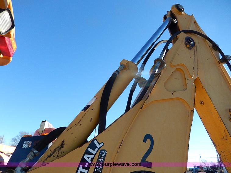 image for item H1272 2006 John Deere 110 backhoe