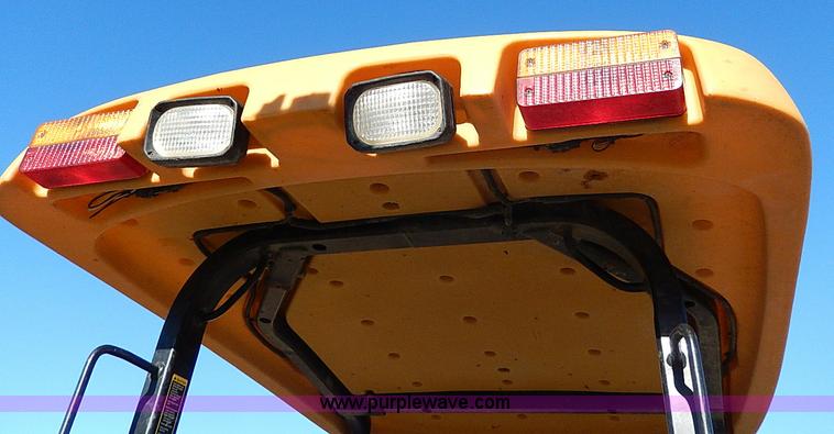 image for item H1272 2006 John Deere 110 backhoe