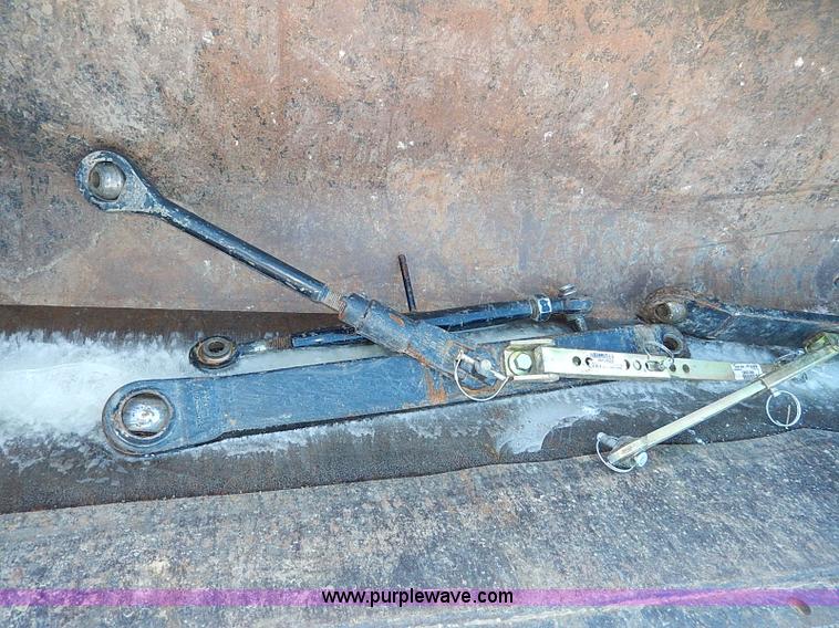 image for item H1272 2006 John Deere 110 backhoe