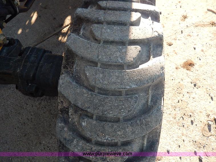 image for item H1272 2006 John Deere 110 backhoe