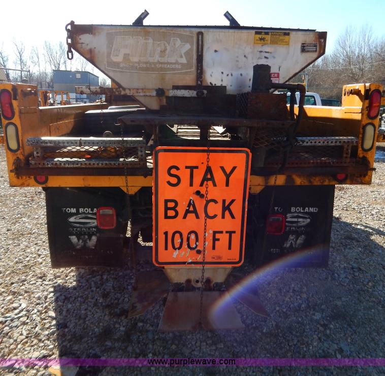 image for item H3806 2002 Ford F450 Super Duty snow plow truck