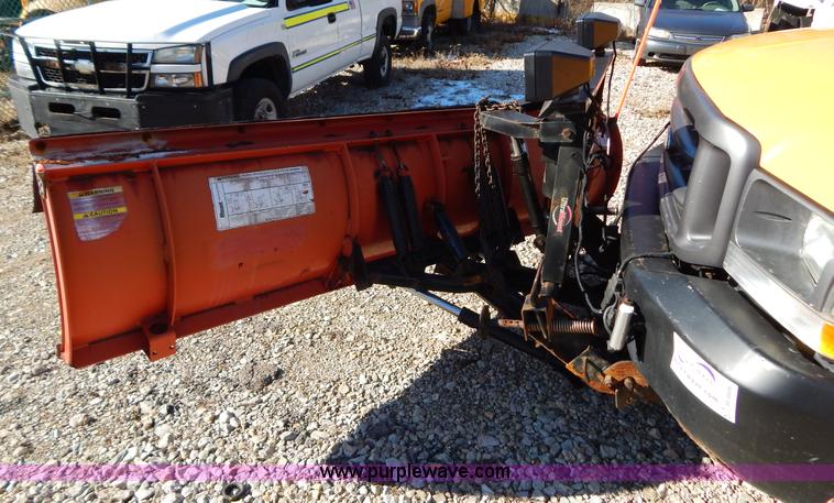 image for item H3806 2002 Ford F450 Super Duty snow plow truck