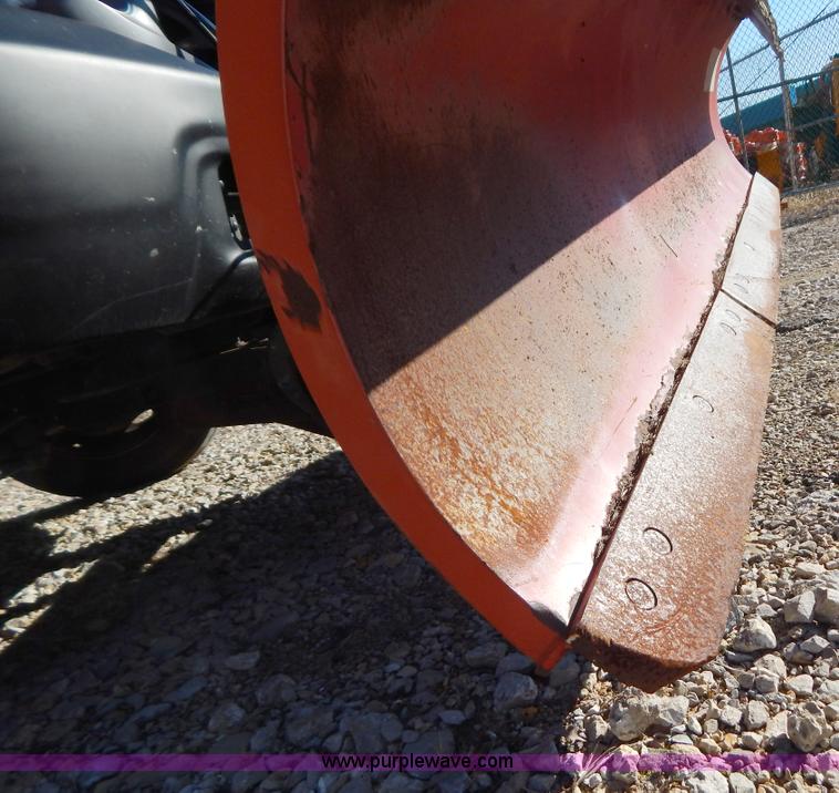 image for item H3806 2002 Ford F450 Super Duty snow plow truck