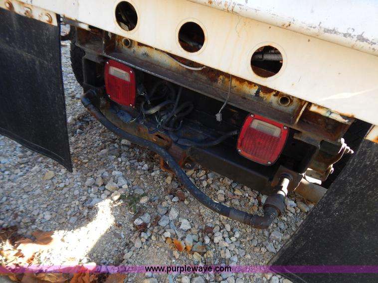 image for item H3808 2001 Chevrolet Silverado 3500 dump bed truck