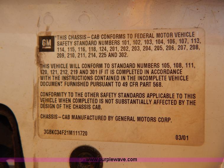 image for item H3808 2001 Chevrolet Silverado 3500 dump bed truck