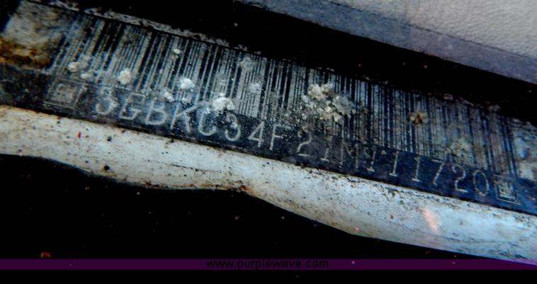 image for item H3808 2001 Chevrolet Silverado 3500 dump bed truck