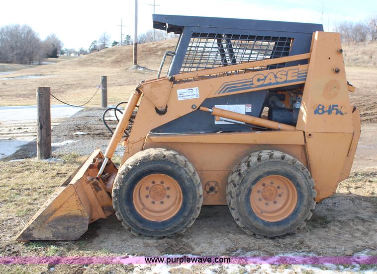 image for item H7839 2000 Case 1845C skid steer