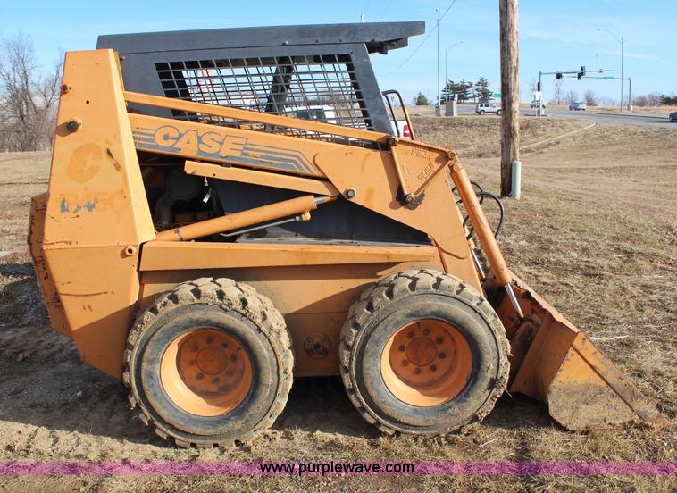 image for item H7839 2000 Case 1845C skid steer