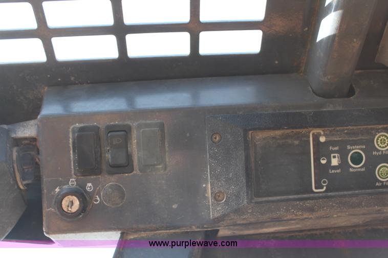 image for item H7839 2000 Case 1845C skid steer