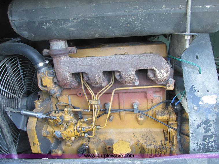 image for item I4933 Sullair 185DP9JD air compressor