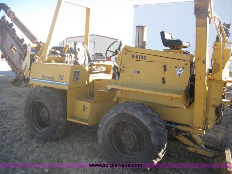 image for item I5717 1997 Vermeer V8100 trencher