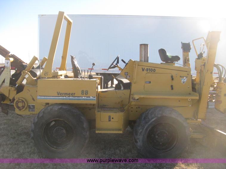 image for item I5717 1997 Vermeer V8100 trencher