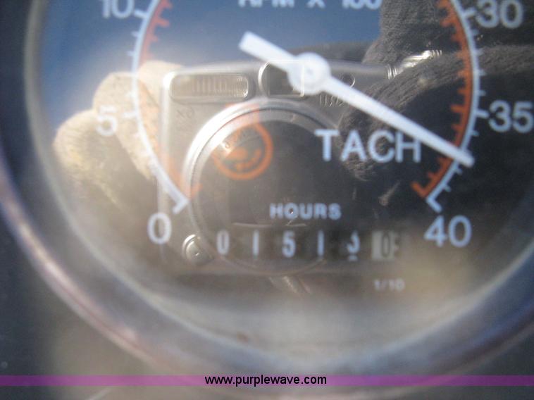 image for item I5717 1997 Vermeer V8100 trencher