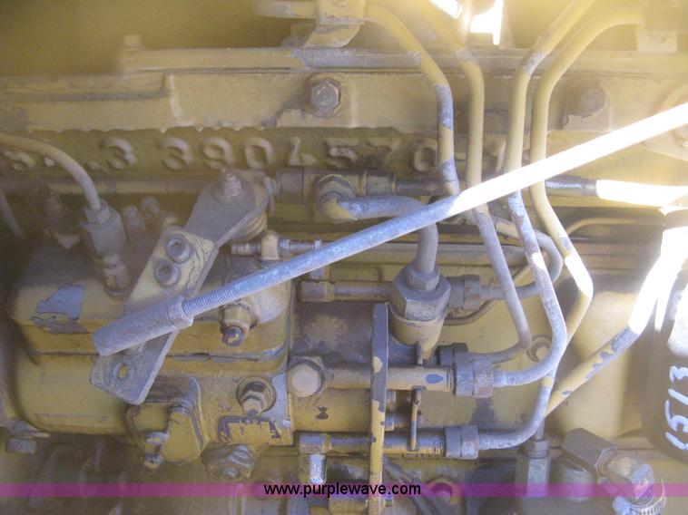 image for item I5717 1997 Vermeer V8100 trencher