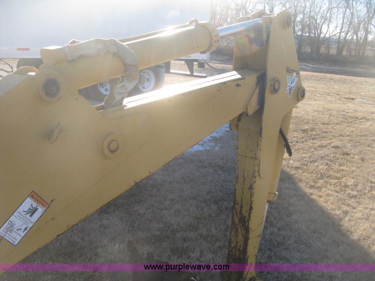 image for item I5717 1997 Vermeer V8100 trencher