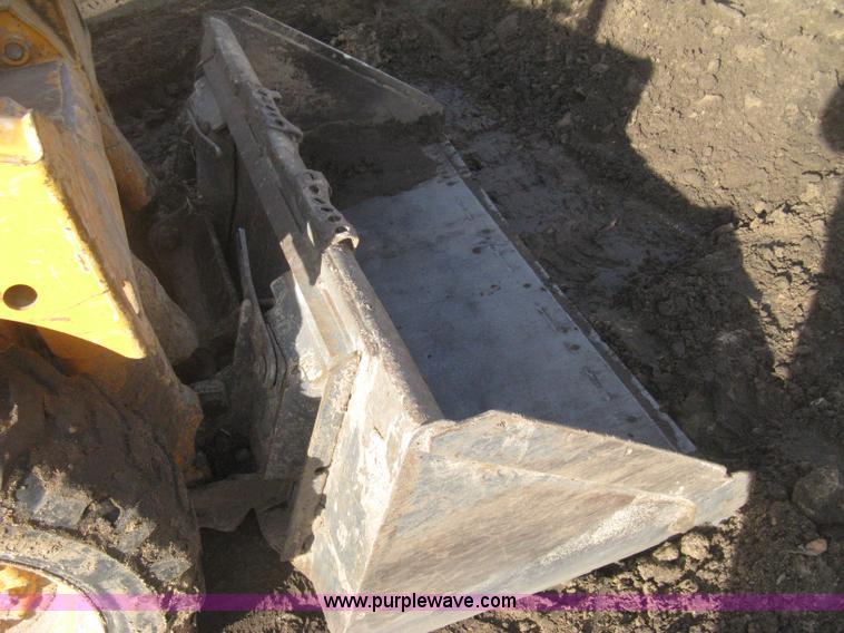image for item I5723 2008 Mustang 2054 skid steer