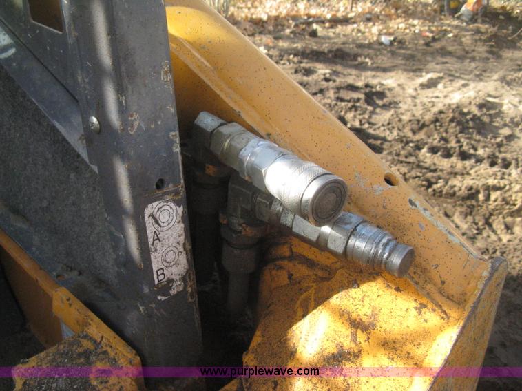 image for item I5723 2008 Mustang 2054 skid steer