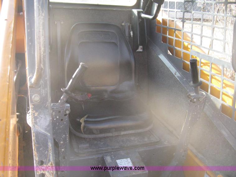 image for item I5723 2008 Mustang 2054 skid steer