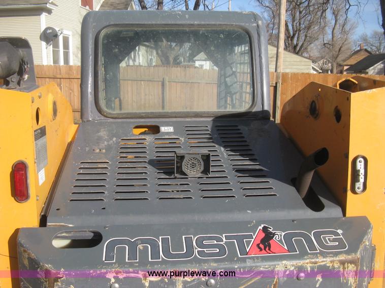 image for item I5723 2008 Mustang 2054 skid steer